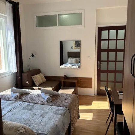 As Apartament *